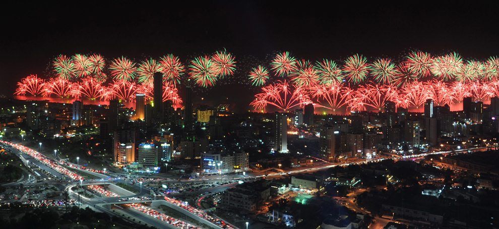 Фотографии с большого фейерверка в Кувейте