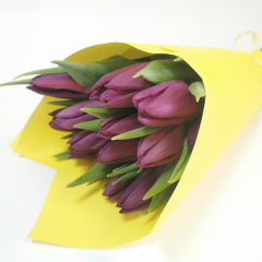 Купить фиолетовые тюльпаны на 8 марта с доставкой на хлопни.ру