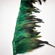 Зеленые перья
